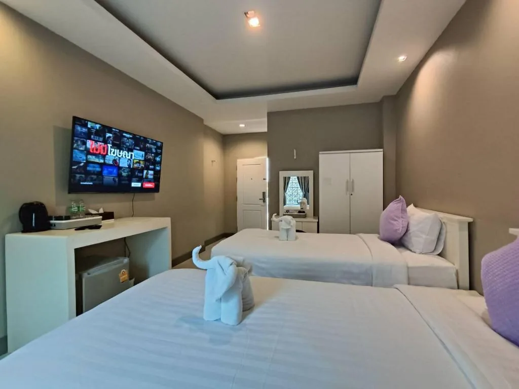 Deluxe Twin Room — The Guest Chang Moi Boutique Hotel